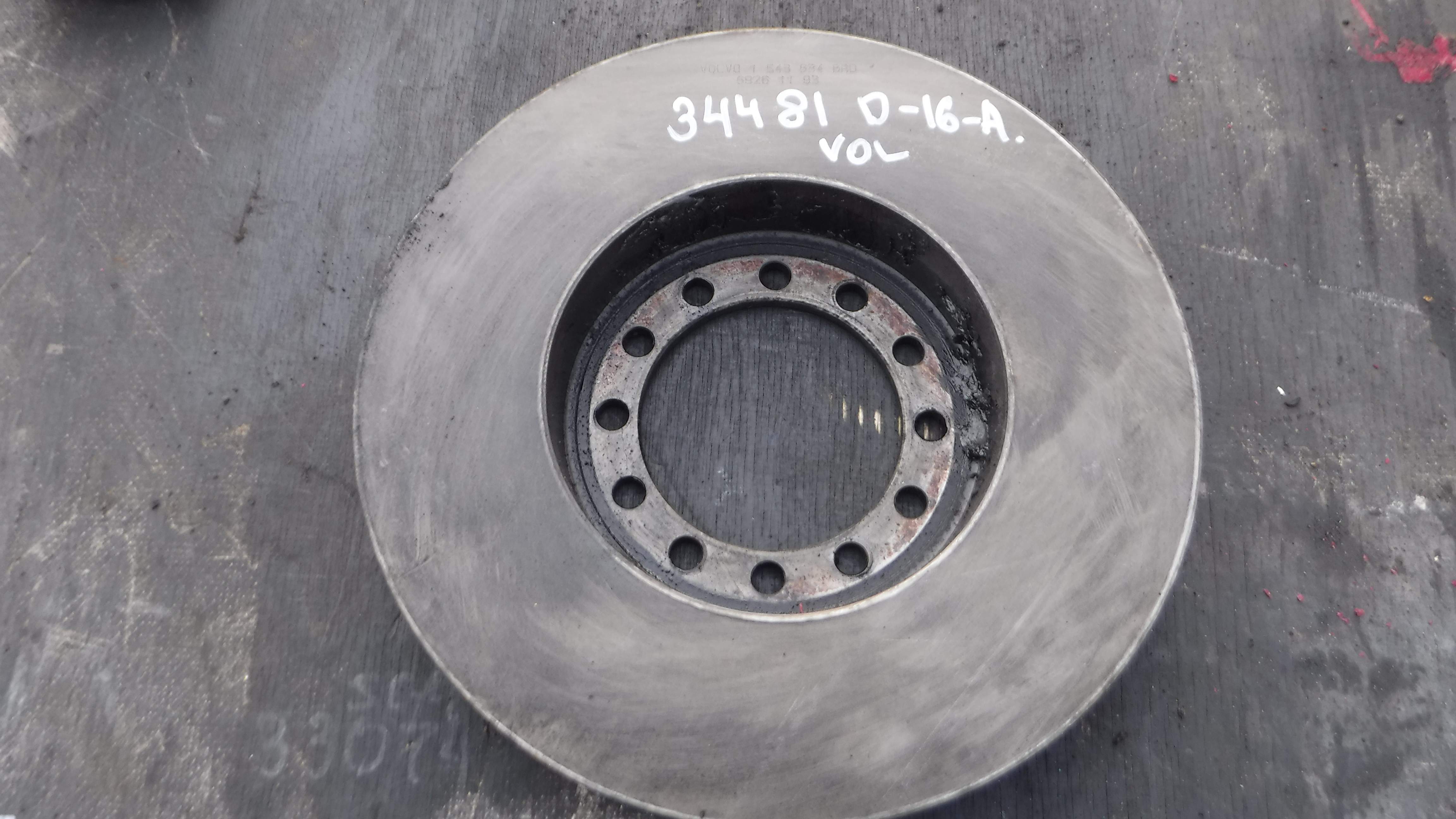 Демпфер колебаний коленвала VOLVO FH16 D16A 1543834
